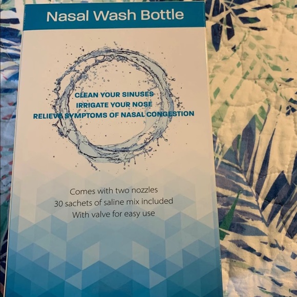 Saline Nasal Water Bottle - Picture 3 of 4
